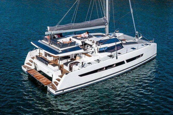 Mykonos: Brand-New Catamaran Cruise with Meal, Drinks and Transport